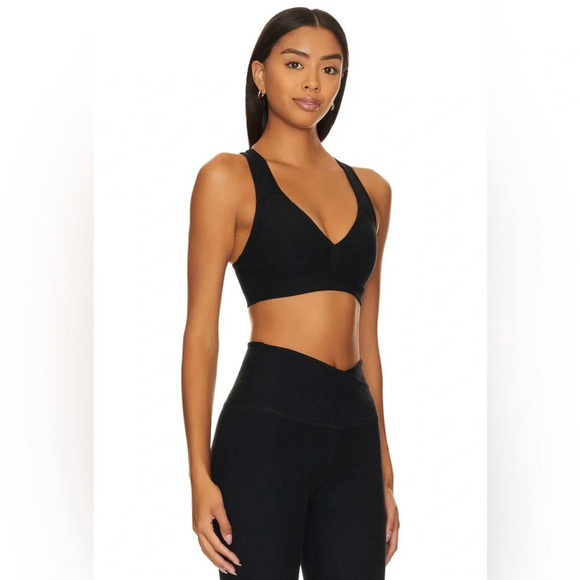 NWT Beyond Yoga Spacedye Lift Your Spirits Sports Bra in Darkest Night Medium - Picture 3 of 7